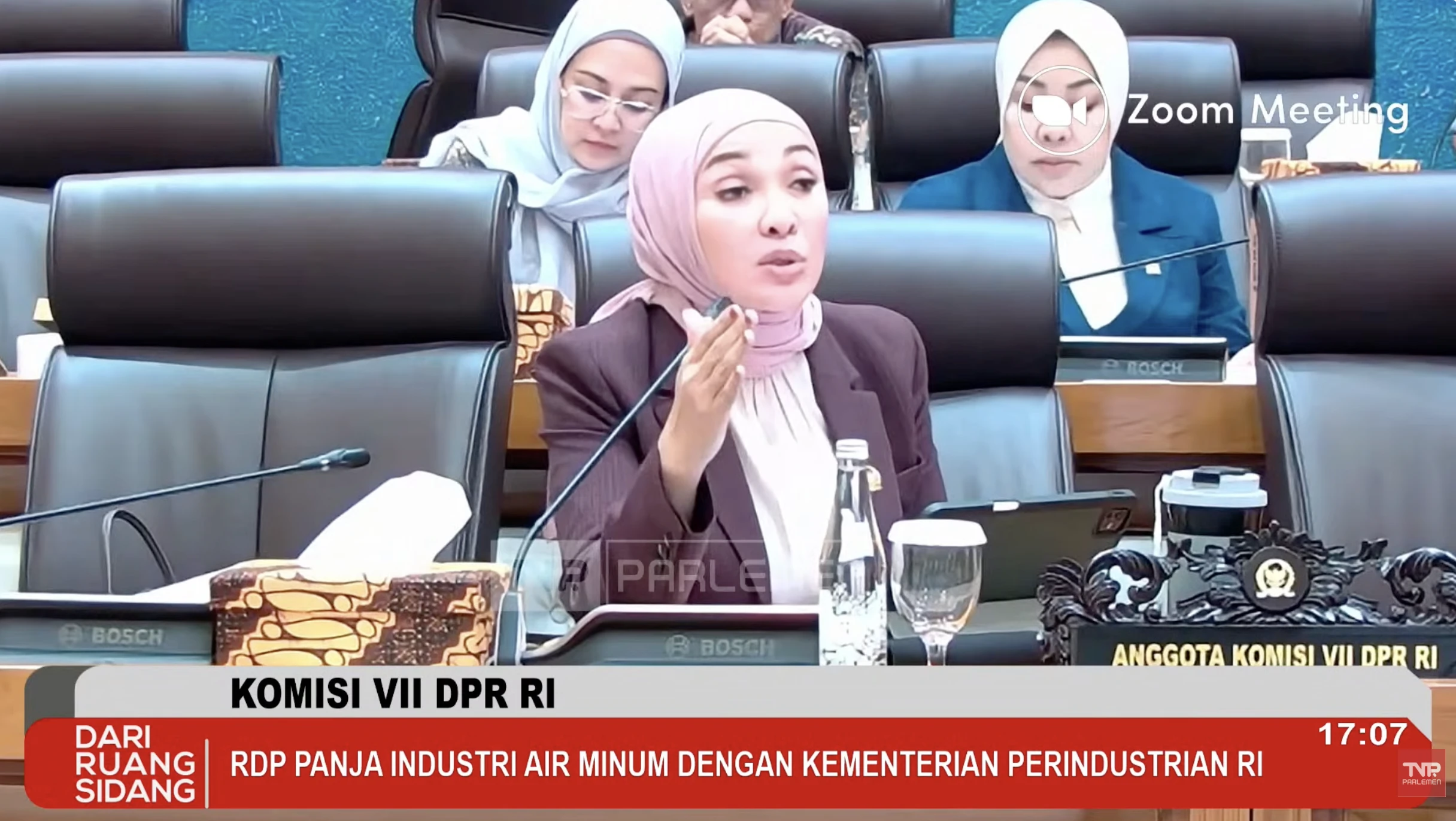 DPR: Bongkar Pasang Regulasi SNI AMDK Hambat Investasi Jangka Panjang