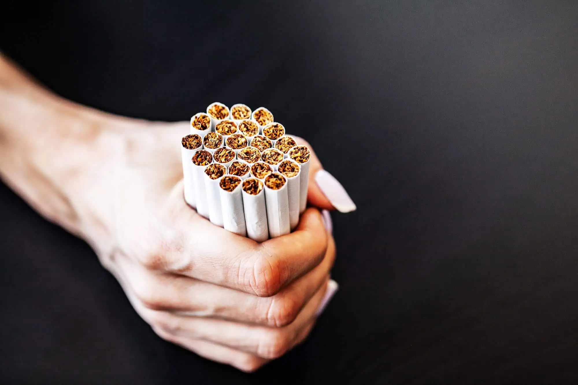 Mengapa Rokok Ilegal Marak? Mengupas Tuntas Skema dan Faktor Penyebabnya