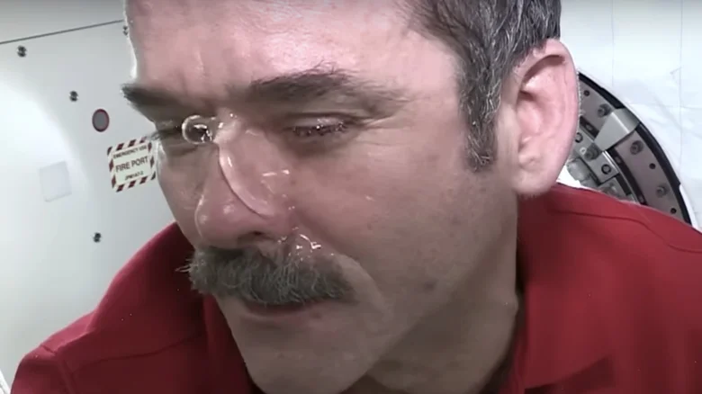 Seru Jadi Astronaut? Ini Hal-Hal Aneh yang Harus Kalian Hadapi saat Hidup di Luar Angkasa