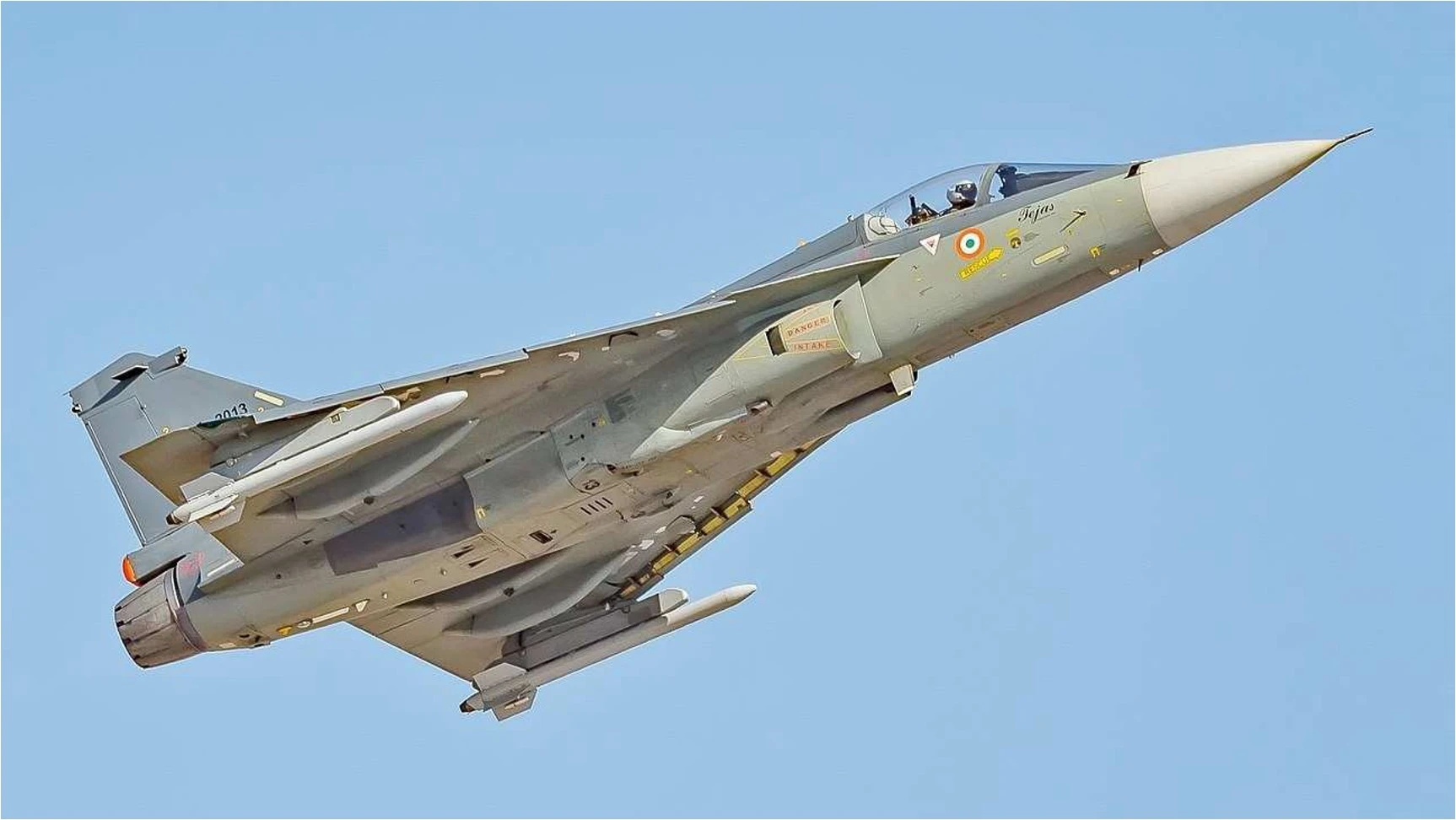 Tejas Crash di Dubai Airshow: Seberapa Canggih Jet Tempur Ini?