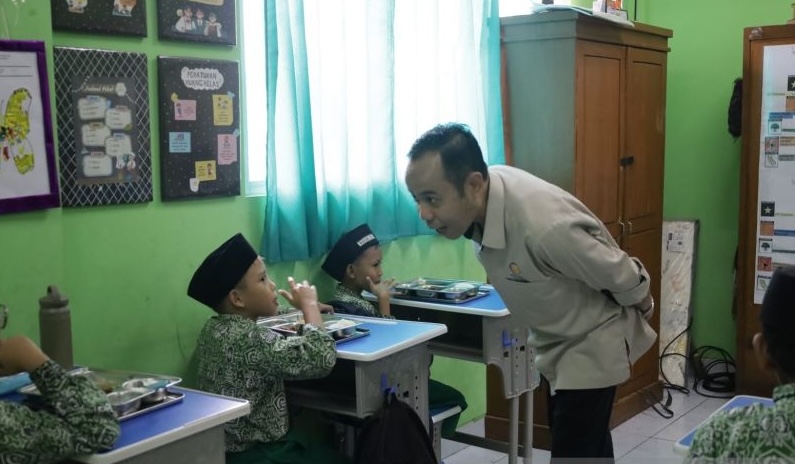 KPAI Desak Evaluasi Program MB Usai Kasus Keracunan Anak