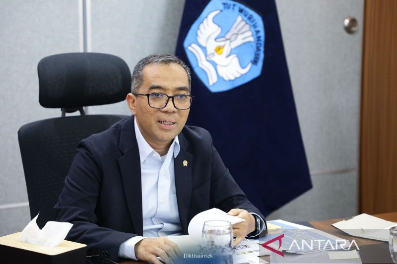 Kemdiktisaintek Salurkan Rp110 Miliar untuk Riset Mahasiswa