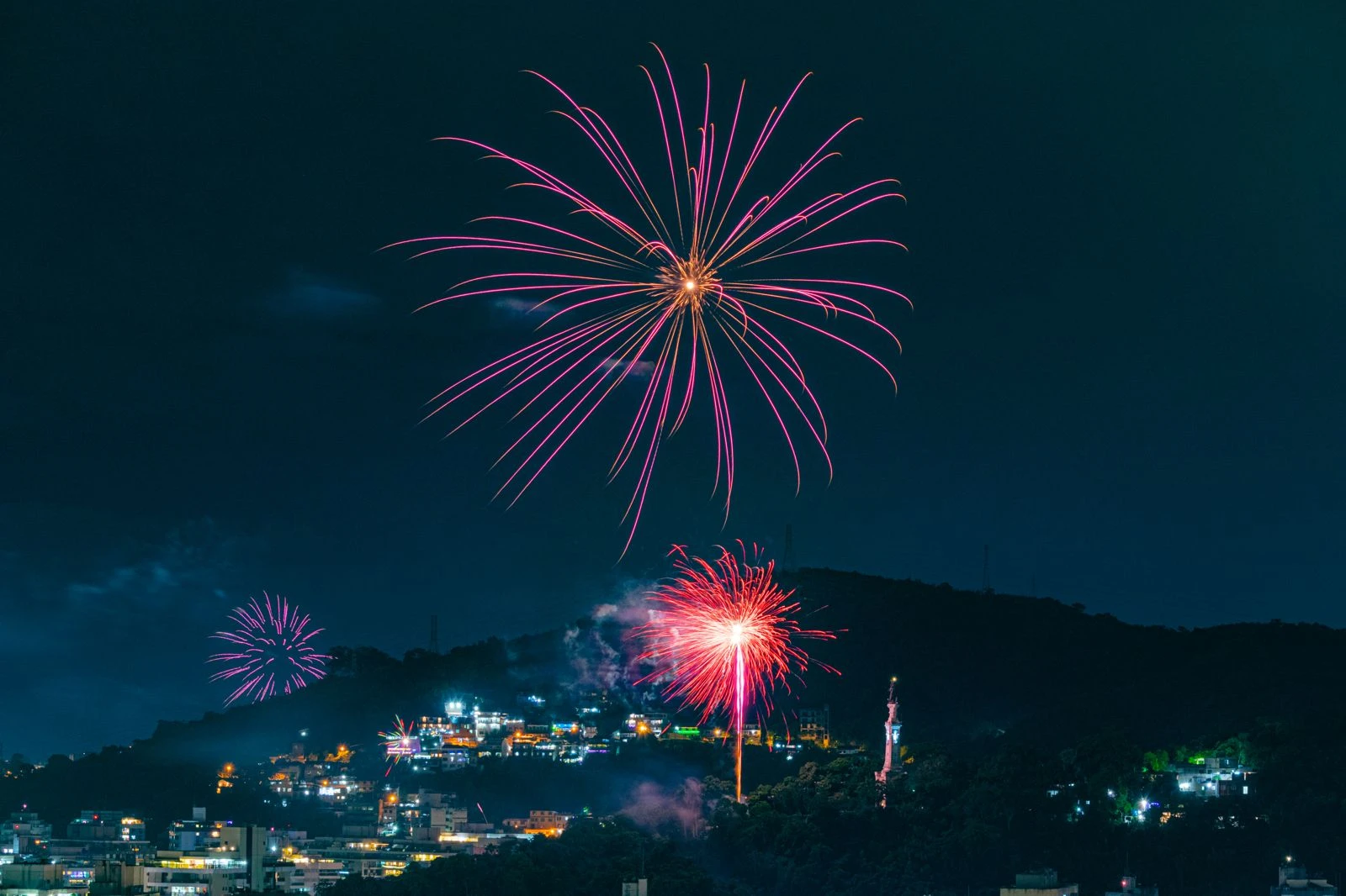 Kemendag Siapkan Tiga Program Diskon Besar Sambut Nataru 2025–2026