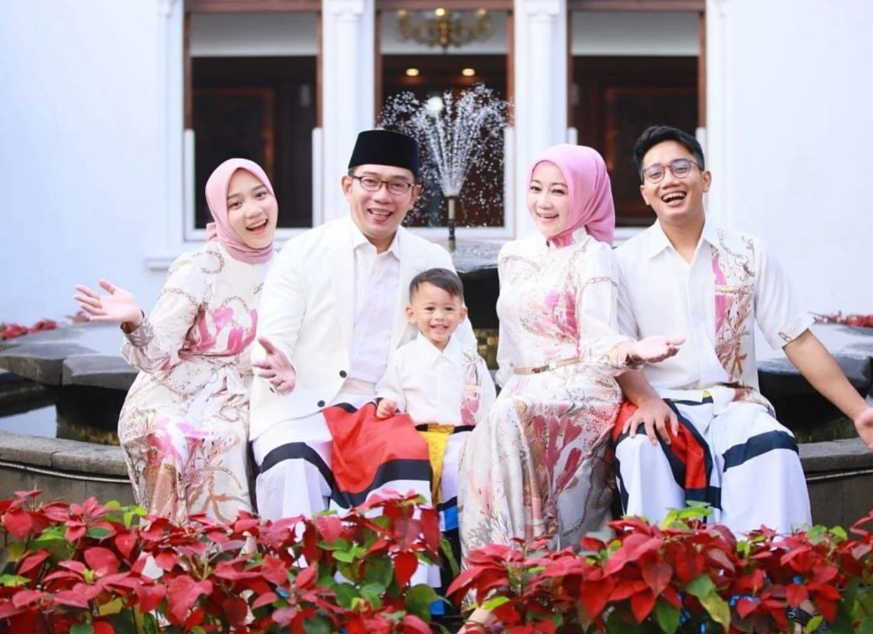 Ridwan Kamil: Dari Figur Ideal ke Meja Penghakiman Publik
