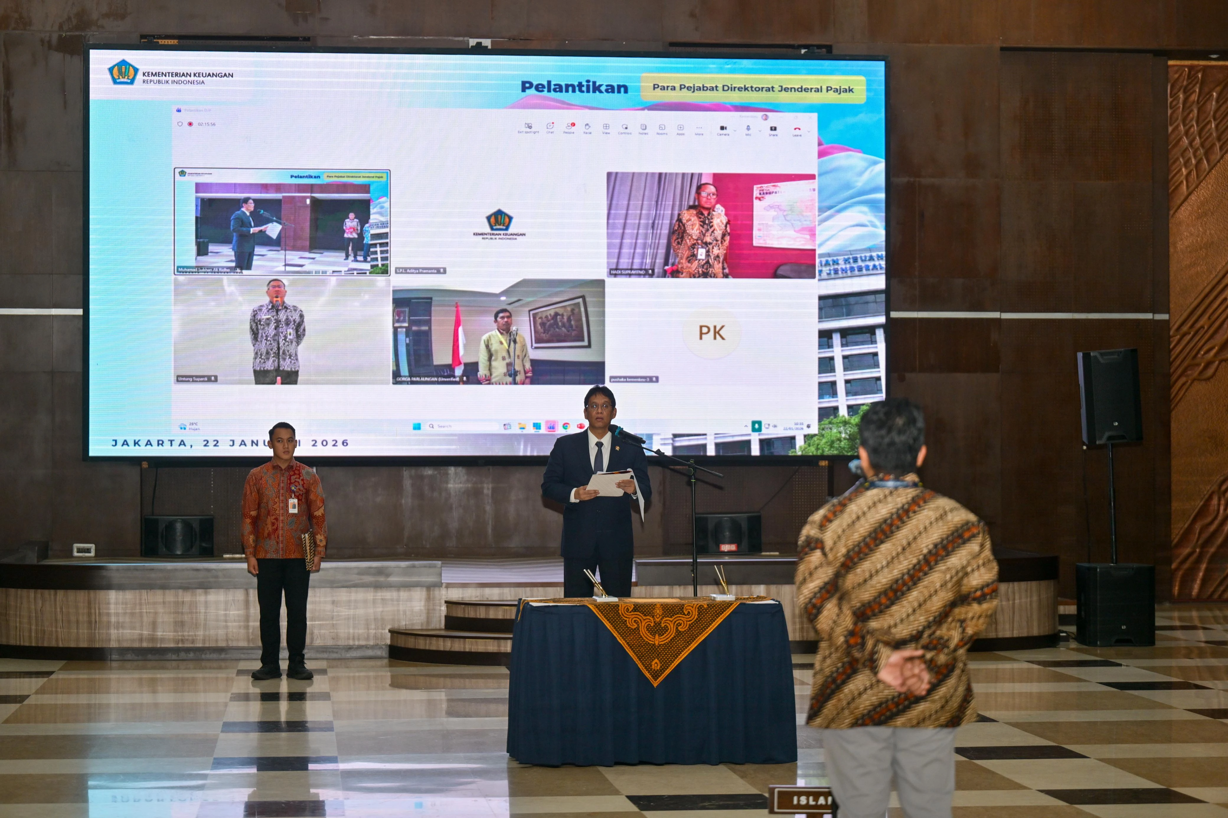 Purbaya Minta Pegawai DJP Tak Gentar Hadapi WP yang Mengaku Bawa Bekingan