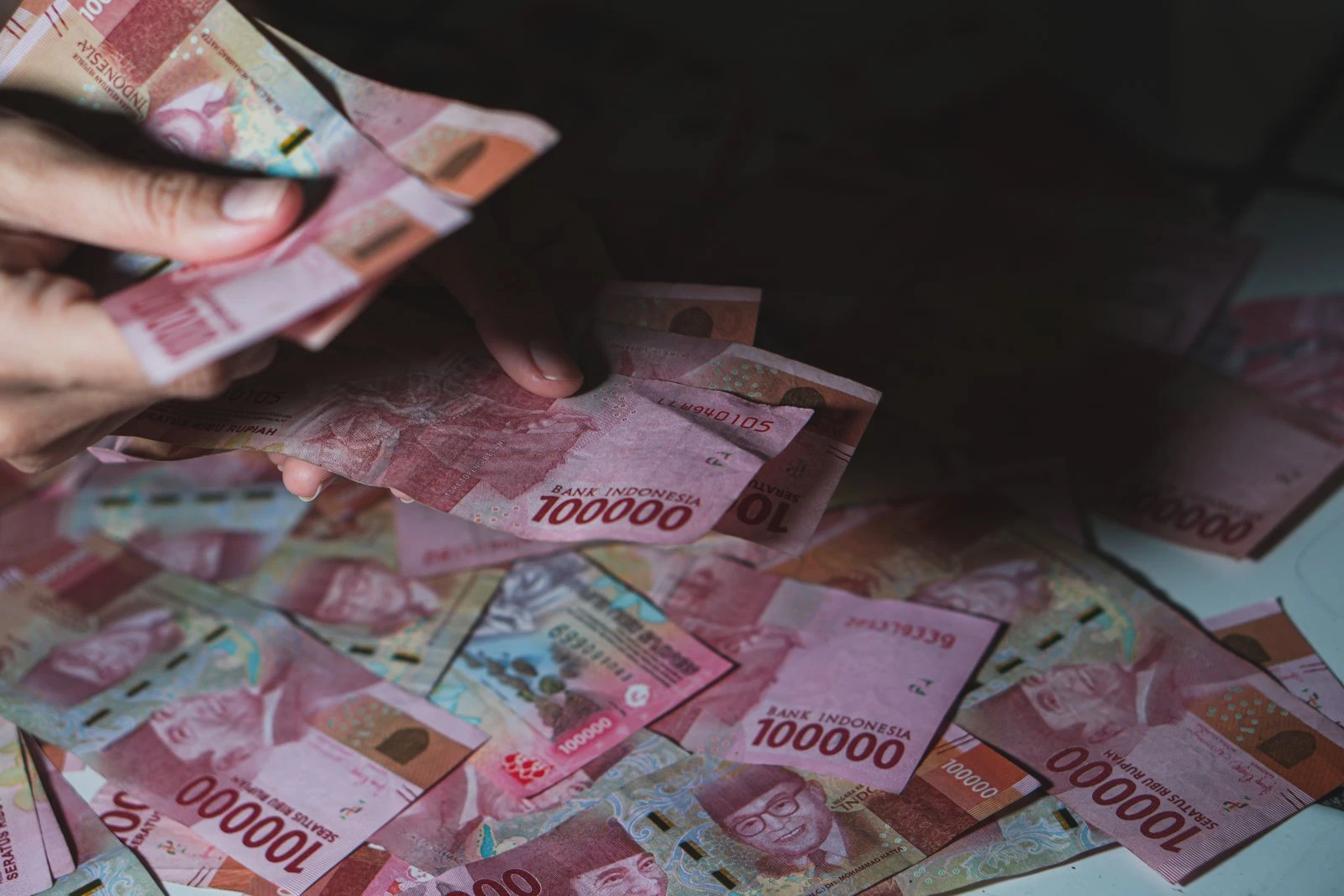 Indef Wanti-wanti Risiko Rupiah di Tengah Tekanan Fiskal dan Global