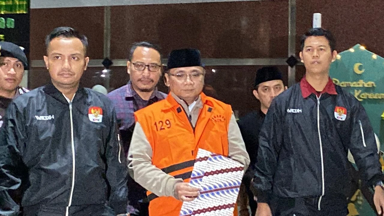 Tabrak UU Haji, KMA 130 Jadi Alat Yaqut Alihkan Kuota Reguler ke Jalur Travel