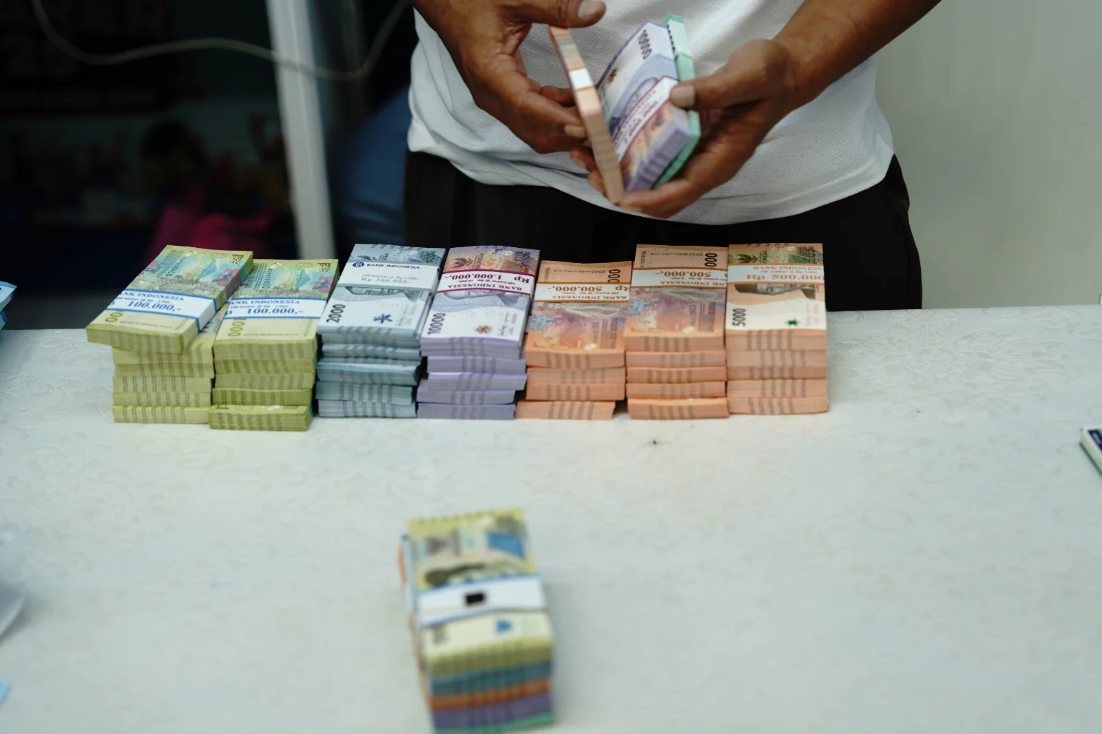 BI Catat Uang Beredar M2 Naik 8,7% Jadi Rp10.089,9 Triliun pada Februari 2026