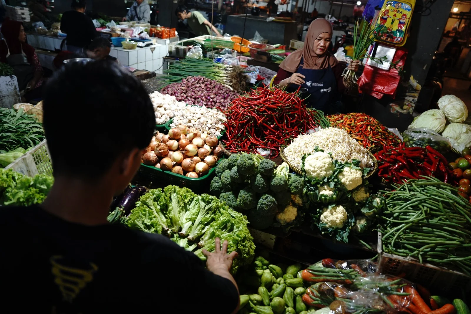 Harga Pangan Rabu 25 Maret 2026: Cabai Rawit Merah Rp104.050 per Kg, Daging Ayam Rp43.450 per Kg