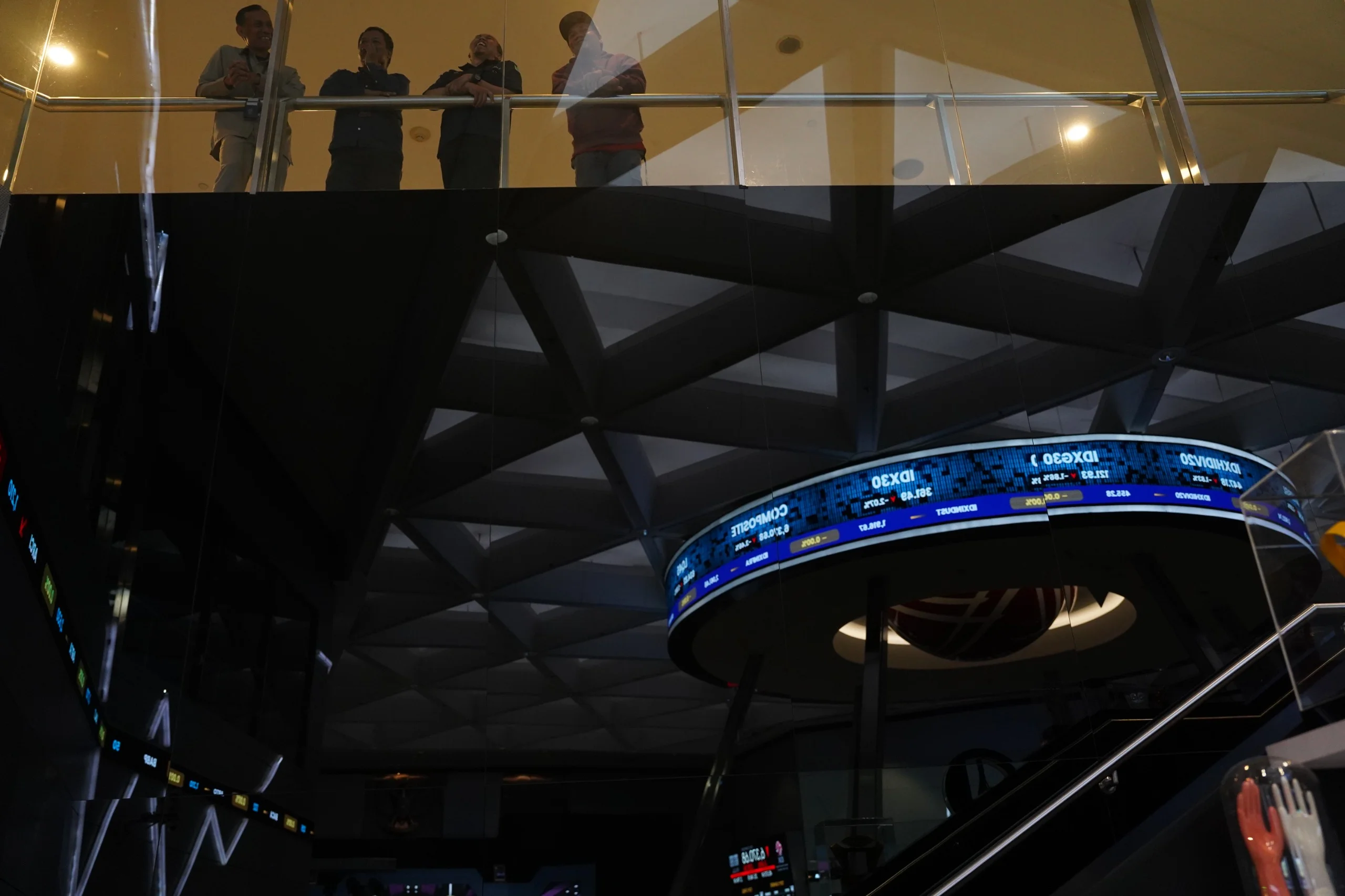 Harga Saham Grup Salim SIMP Naik 4,67% Usai Diserok Lo Kheng Hong