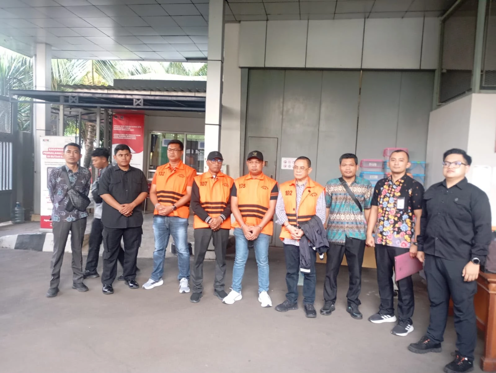 KPK Pindahkan Bupati Pati Nonaktif Sudewo dan Tiga Kades ke Semarang