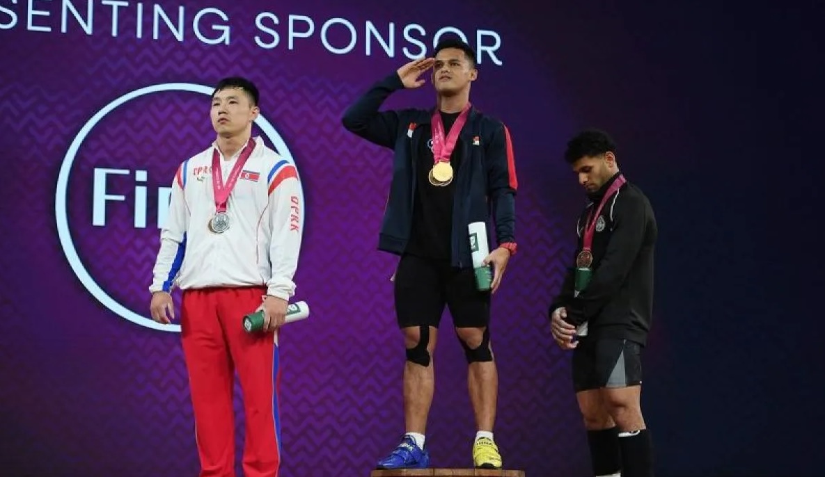 Indonesia Raih Dua Emas dan Rekor Dunia di Kejuaraan Dunia Angkat Besi 2025